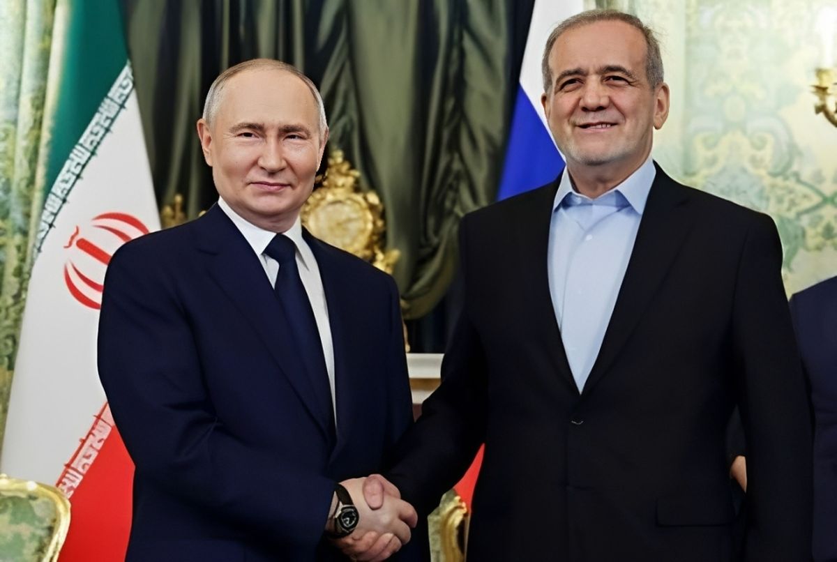 Putin Tawarkan Rusia Jadi Penengah Perang Iran, Pezeshkian Tegaskan Tetap Tempuh Diplomasi
